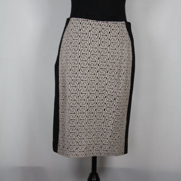 Diane VonFurstenberg Pencil Skirt With Lace Overlay Size 4 - Picture 5 of 10